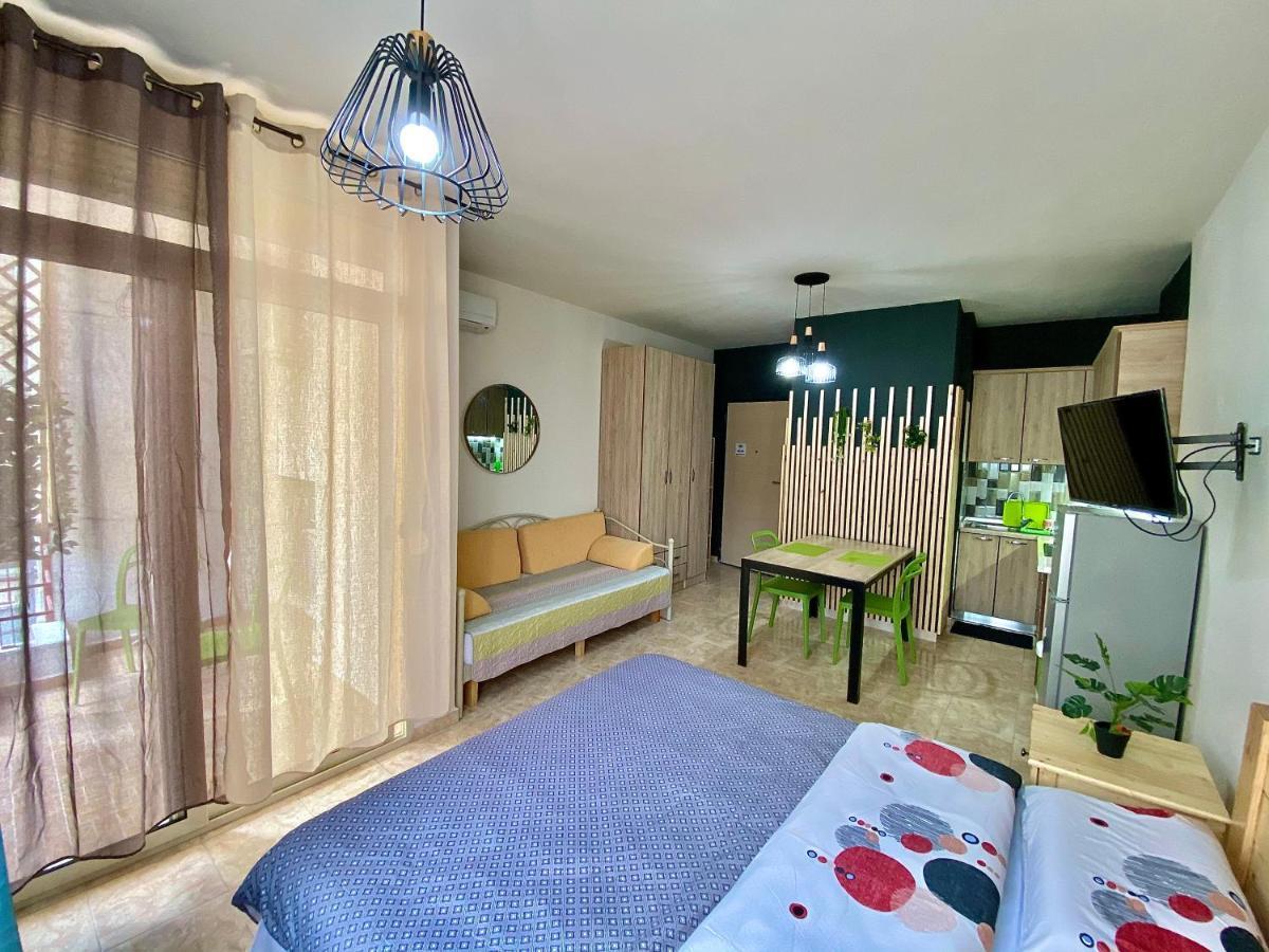 Delight Apartments Голем Экстерьер фото