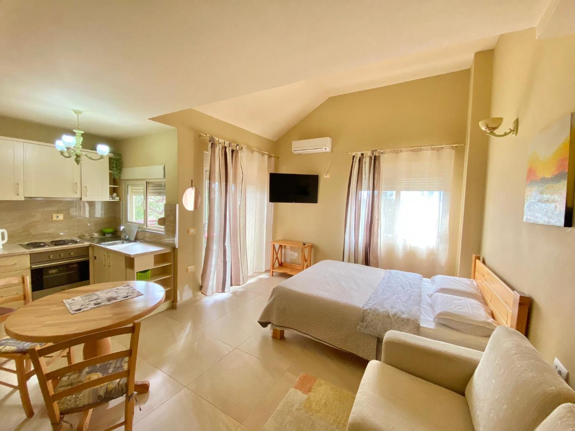 Delight Apartments Голем Экстерьер фото